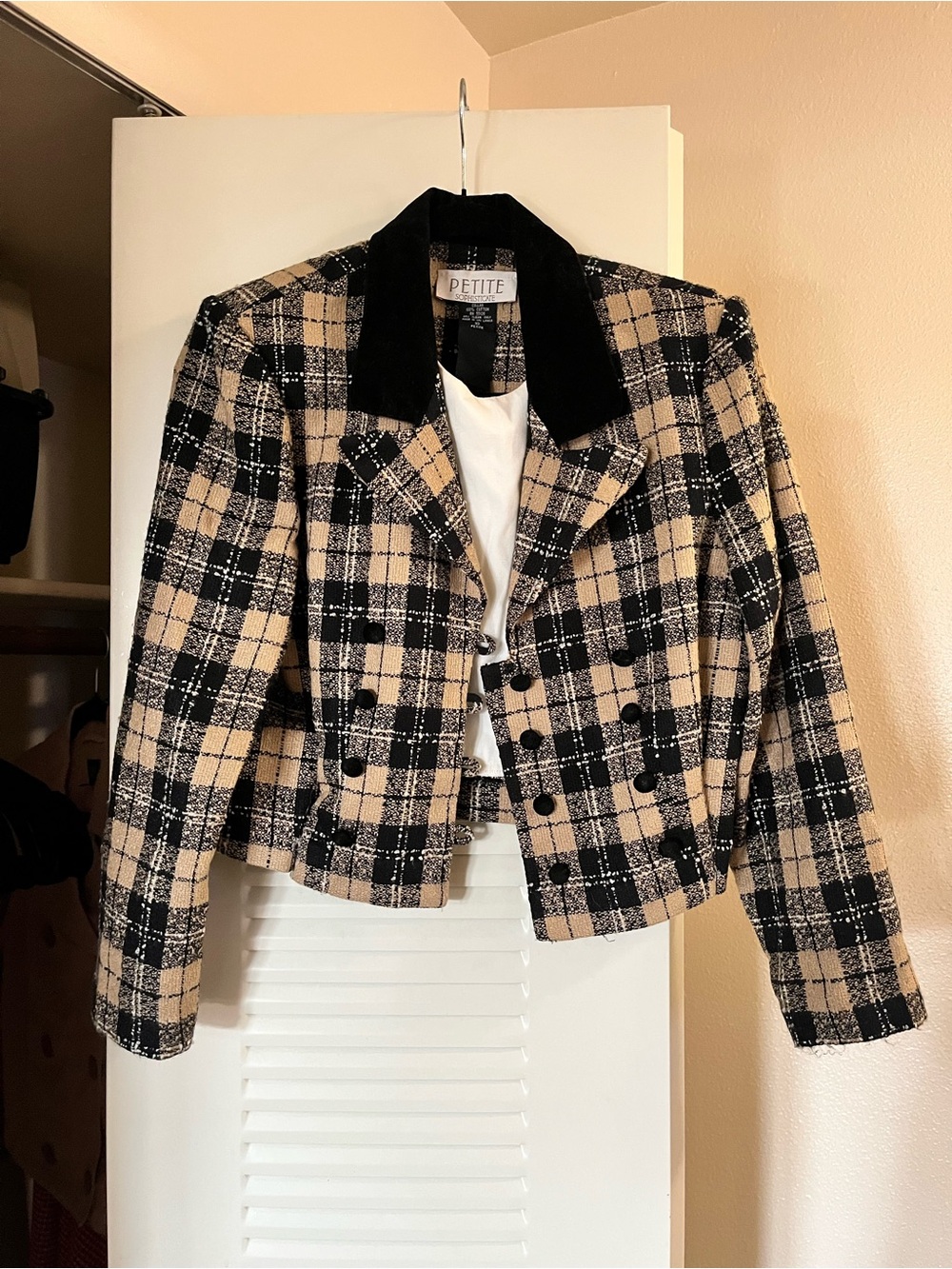 Vintage Petite Sophisticate Black and Beige Plaid Double-Breasted Blazer
